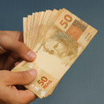 Quanto guardar por mês para juntar R$ 50 mil em 2 ou 3 anos? Veja quanto poupar e onde investir para atingir esse objetivo
